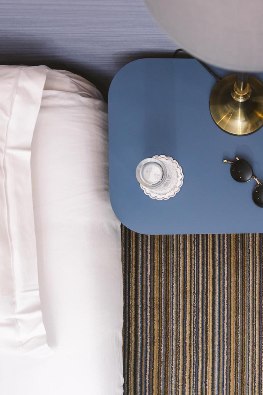 Hotel Saint Christophe Париж Екстериор снимка